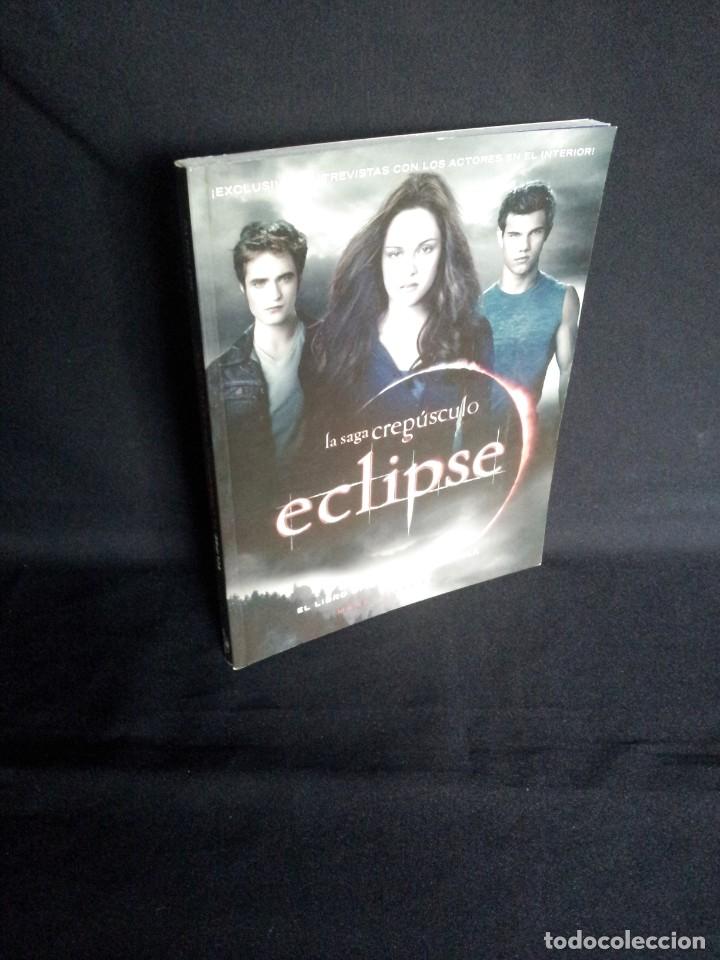 Libros de segunda mano: MARK COTTA VAZ - ECLIPSE, EL LIBRO OFICIAL DE LA PELICULA - ALFAGUARA 2009 - Foto 1