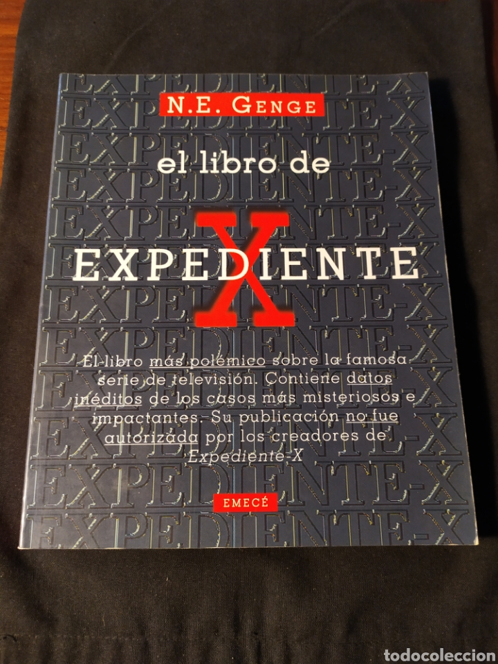 Libros de segunda mano: El libro de Expediente X. N. E. Genge - Foto 1
