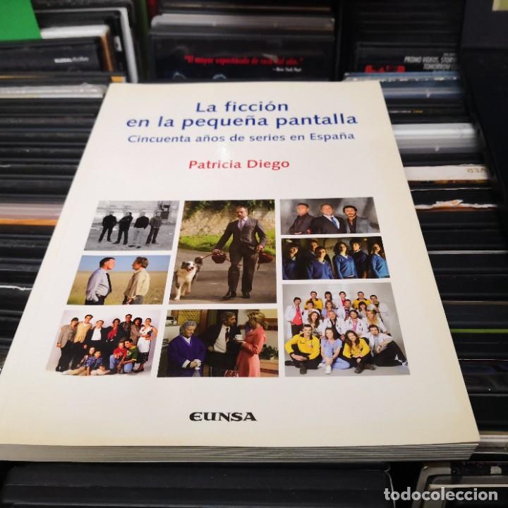 Libri di seconda mano: LA FICCION EN LA PEQUE&Ntilde;A PANTALLA.CINCUENTA A&Ntilde;OS DE SERIES EN ESPA&Ntilde;A.PATRICIA DIEGO