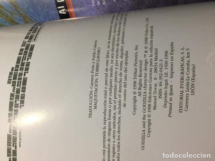 Libros de segunda mano: Godzilla - James Preller - Foto 3