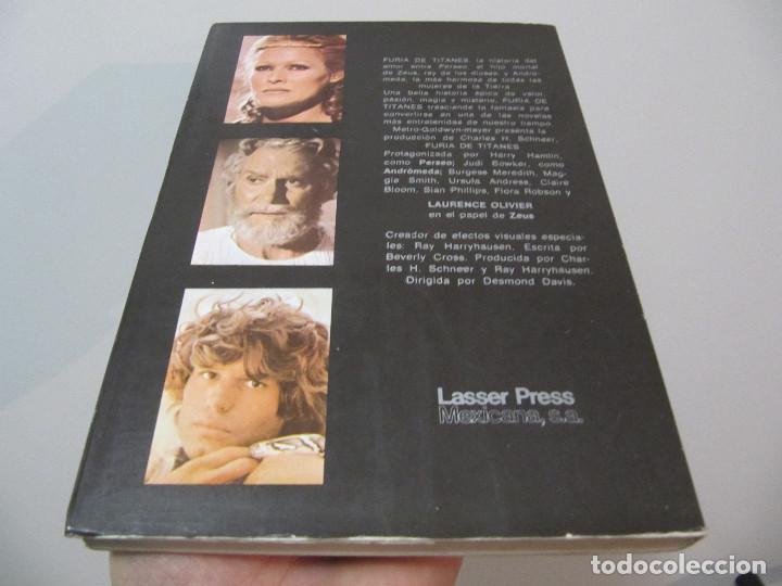 Libros de segunda mano: Furia de titanes (Alan Dean Foster) PRIMERA EDICION - Foto 3