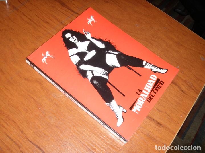 Libros de segunda mano: LIBRO LA MORALIDAD DEL CINE JAVIER LUENGOS - Foto 2