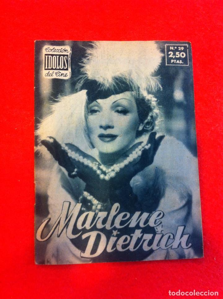 Livres d'occasion: COLECCI&Oacute;N IDOLOS DEL CINE. MARLENE DIETRICH. 29