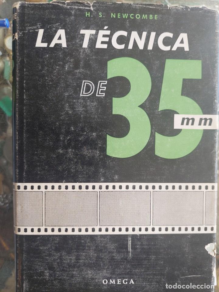 Libros de segunda mano: La tecnica de 35mm H.S.Newcombe ed dev1966 - Foto 1