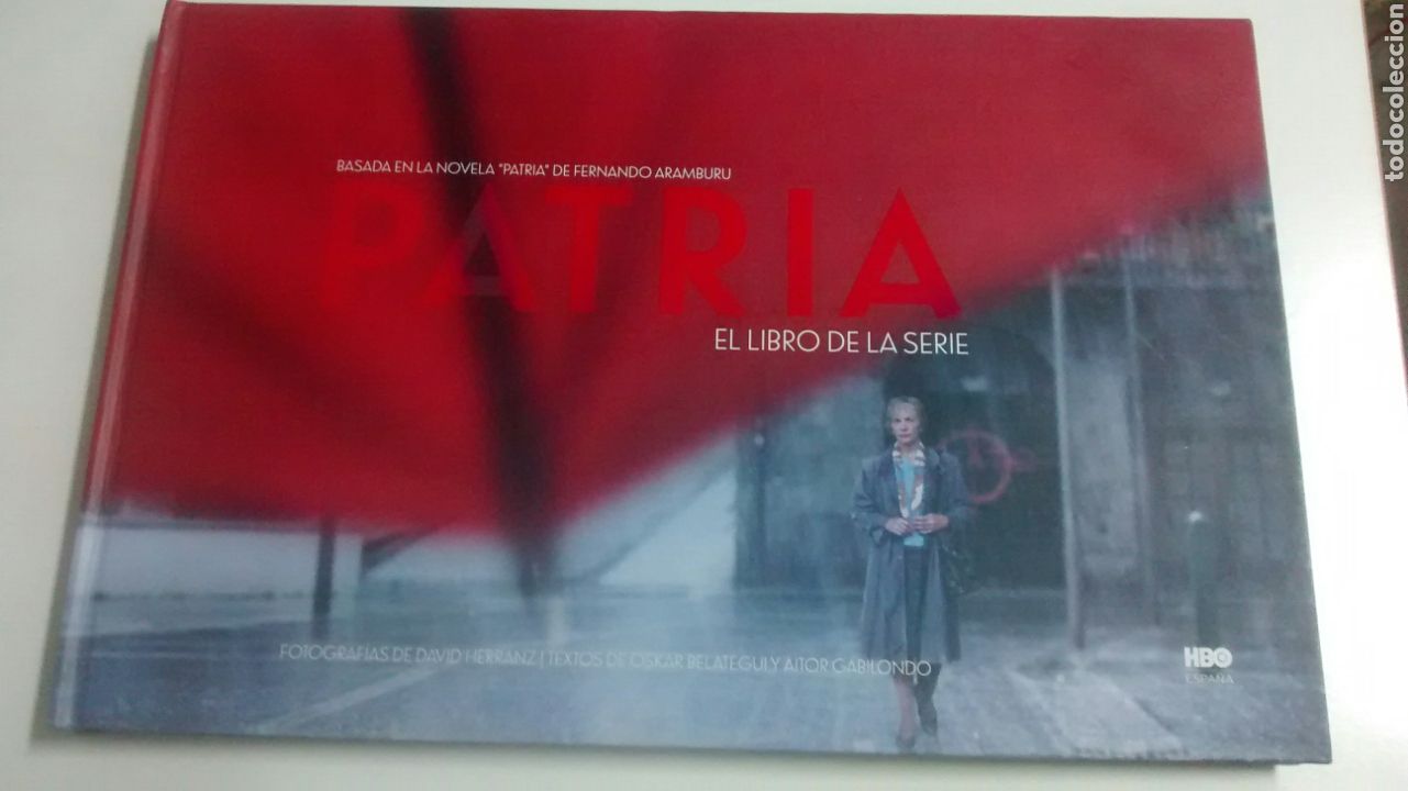 Libros de segunda mano: PATRIA. EL LIBRO DE LA SERIE (HBO) - Foto 1