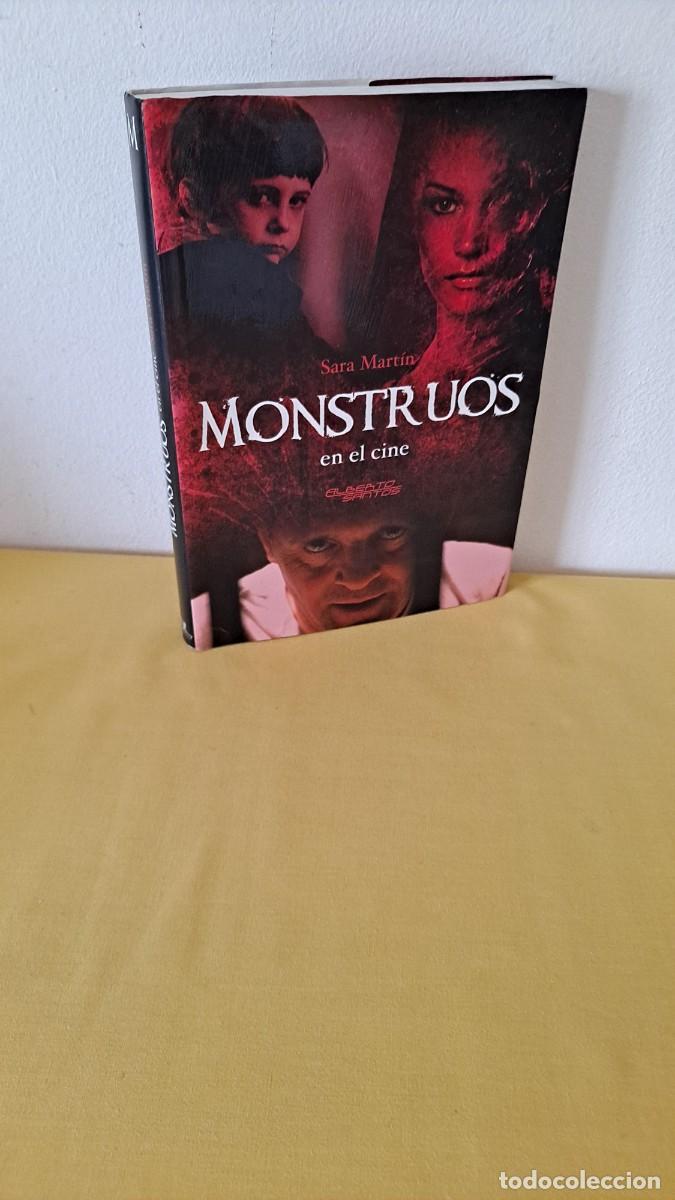 Libros de segunda mano: SARA MARTIN - MONSTRUOS EN EL CINE - EDICIONES ALBERTO SANTOS 2002 - Foto 1