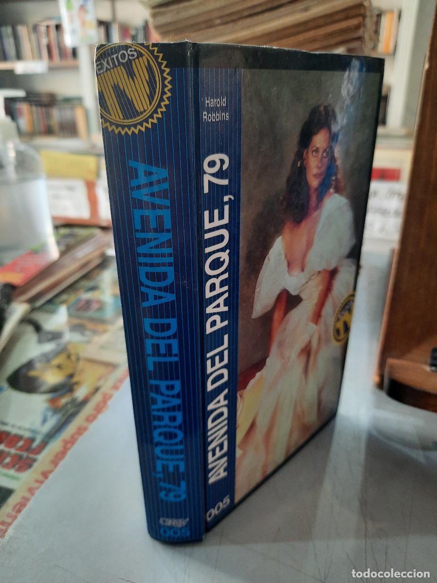 Libros de segunda mano: Avenida del Parque, 79 - Harold Robbins - Ediciones Orbis - Foto 2