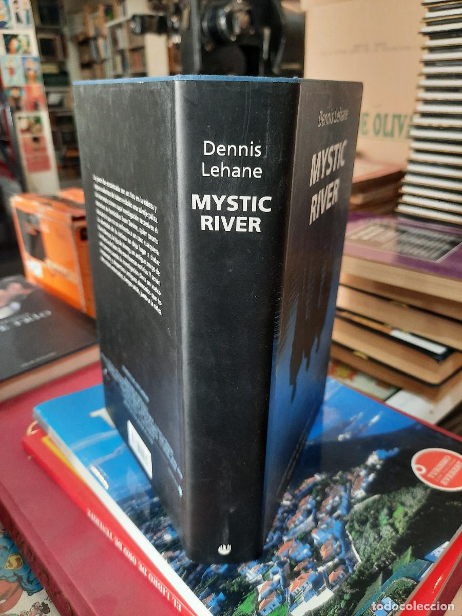 Libros de segunda mano: Mystic River - Dennis Lehane - C&iacute;rculo de Lectores 2003 - Foto 2