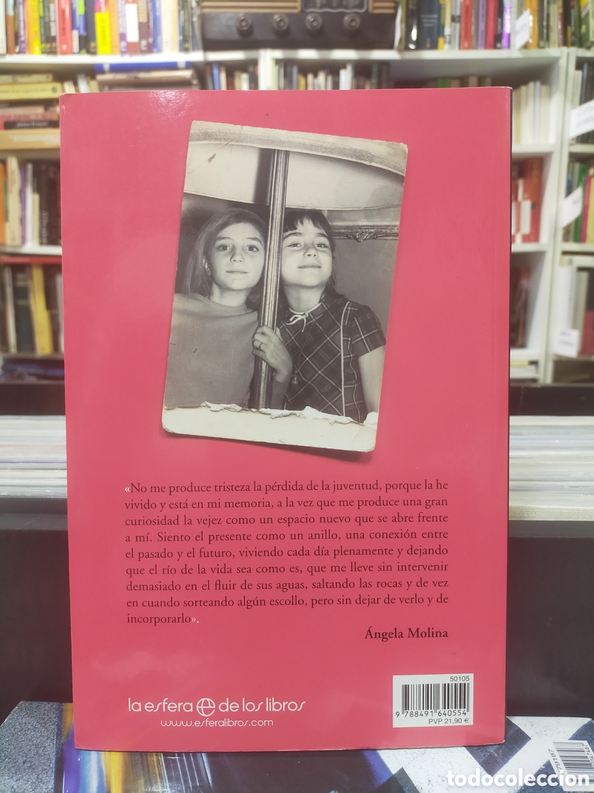 Libros de segunda mano: DETR&Aacute;S DE LA MIRADA - &Aacute;NGELA MOLINA - Foto 2