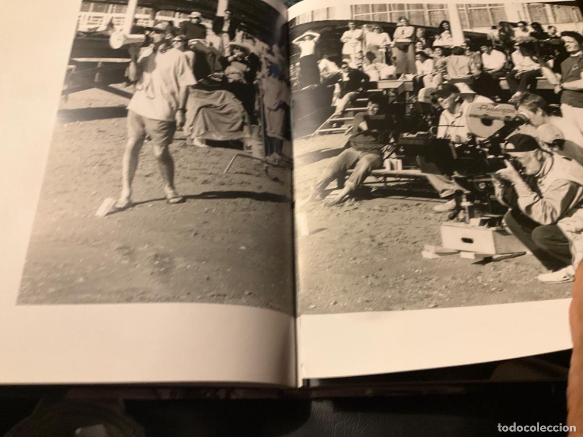 Libros de segunda mano: Bond on set greg williams anther day - Foto 7