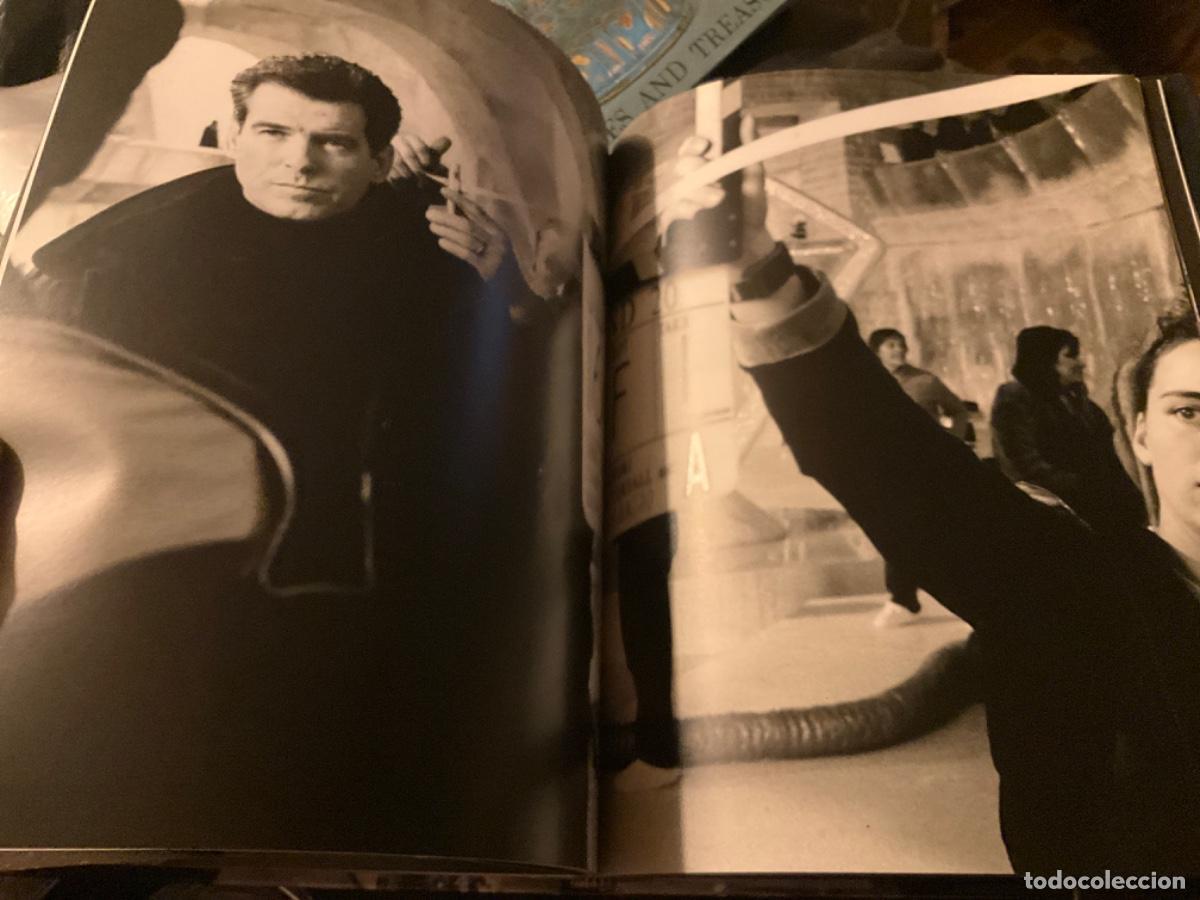 Libros de segunda mano: Bond on set greg williams anther day - Foto 9