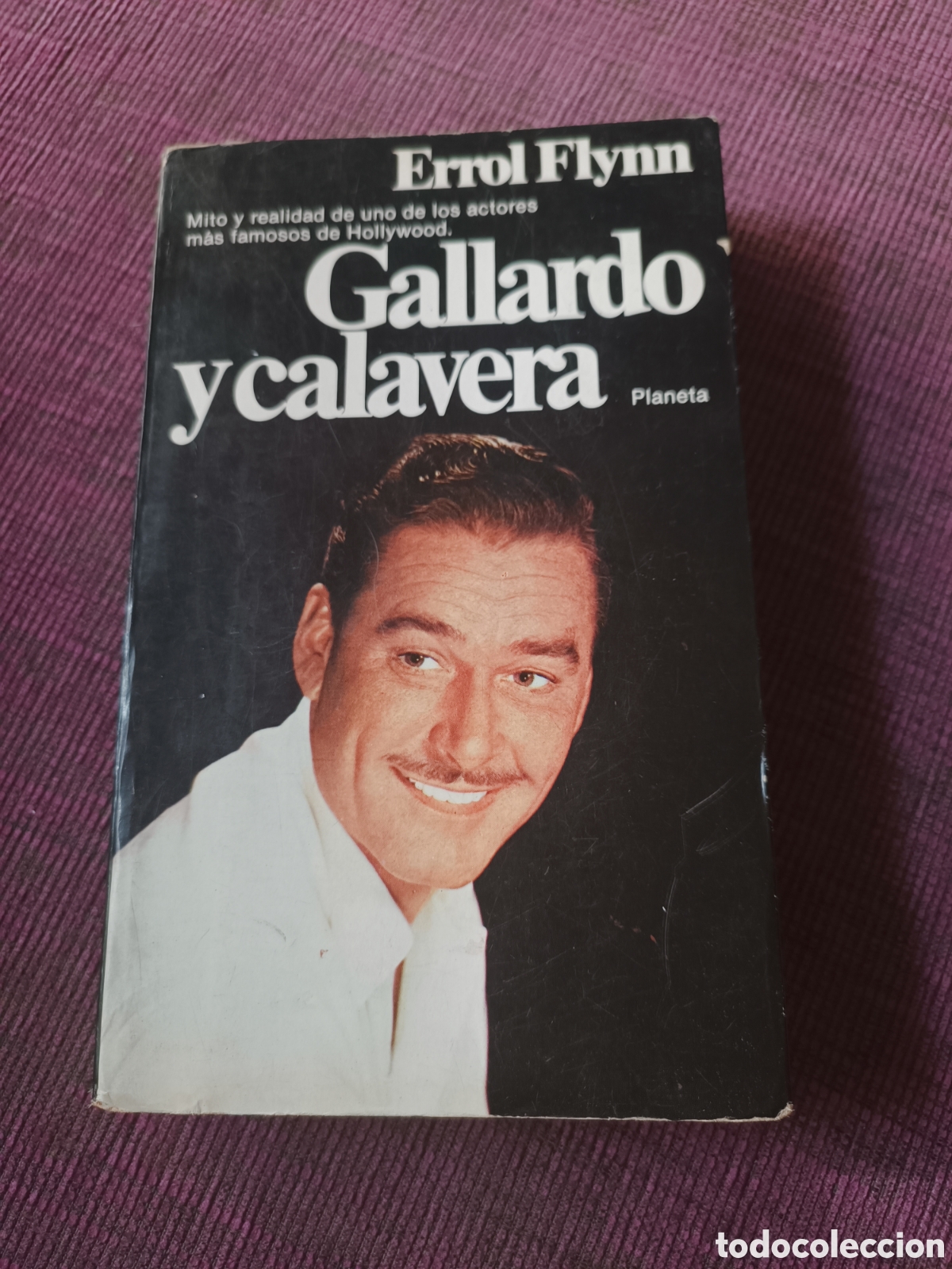 Libros de segunda mano: Gallardo y calavera. Errol Flynn - Foto 1