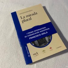 Libros de segunda mano: LA MIRADA PLURAL - SANTOS ZUNZUNEGUI - CÁTEDRA - SIGNO E IMÁGEN