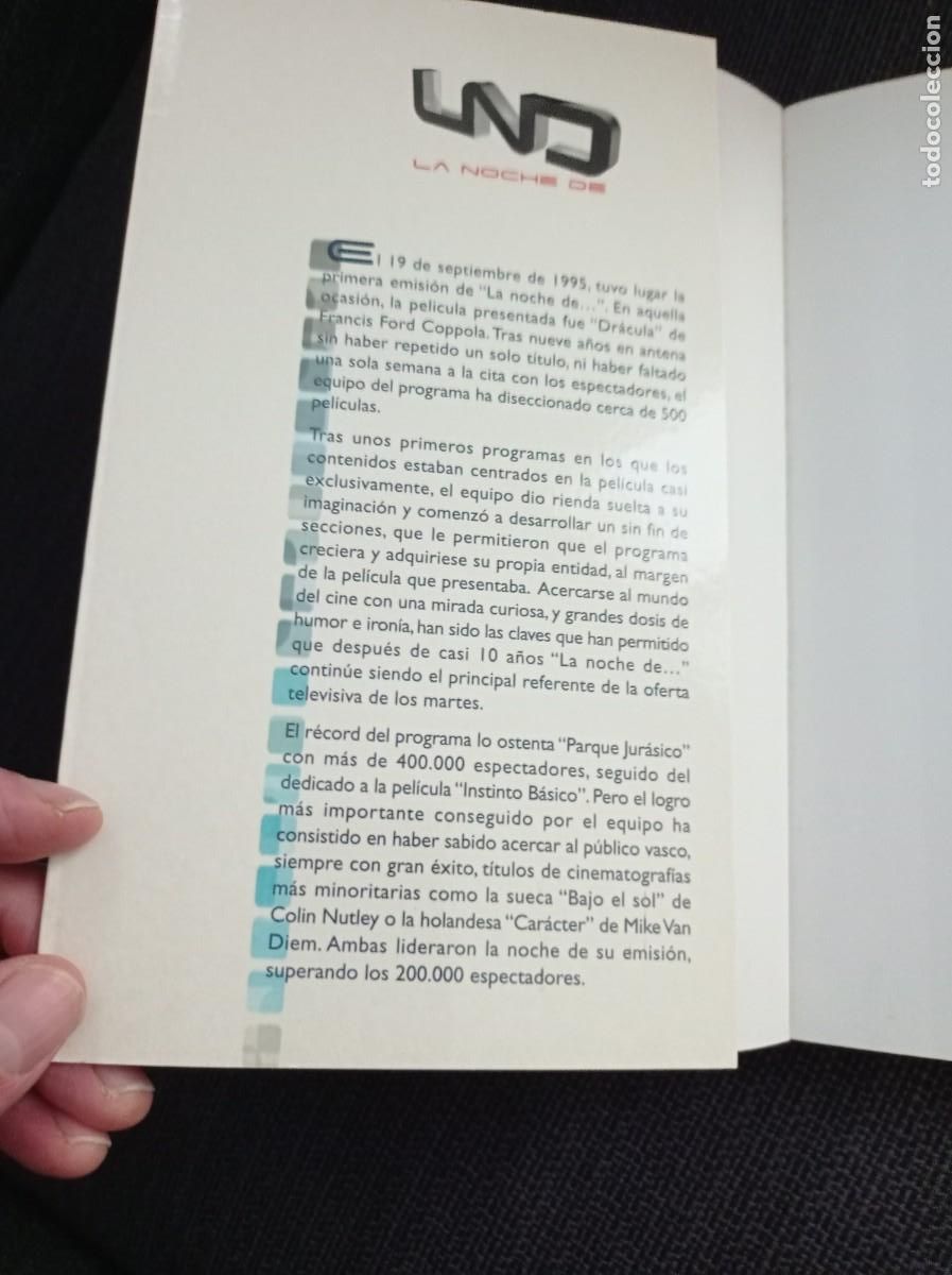 Libros de segunda mano: Libro La noche de... El libro. Eduardo Llorente y David Erauskin. EITB 2004 - Foto 3