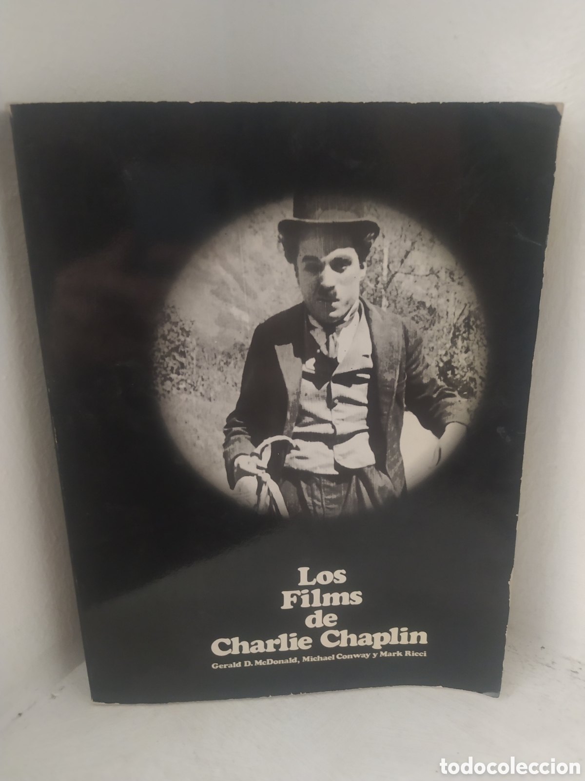 Libros de segunda mano: Lote Charles Chaplin (Libro + Documental) - Foto 1