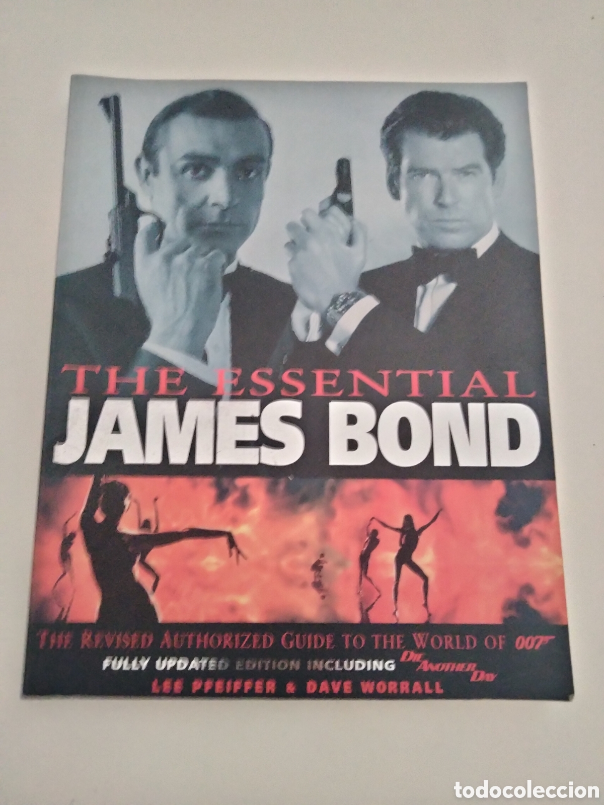 Libros de segunda mano: The essential James bond - Foto 1
