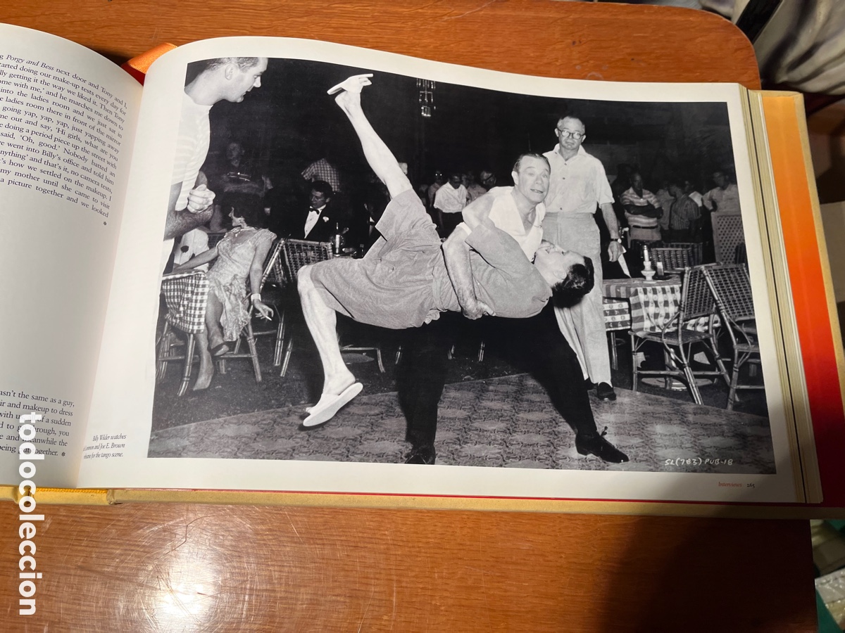 Libros de segunda mano: Billy Wilder&rsquo;s SOME LIKE IT HOT - Foto 10