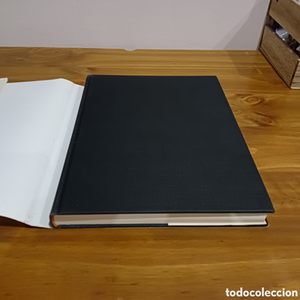 Libros de segunda mano: El libro de oro del cine mundial - Foto 2