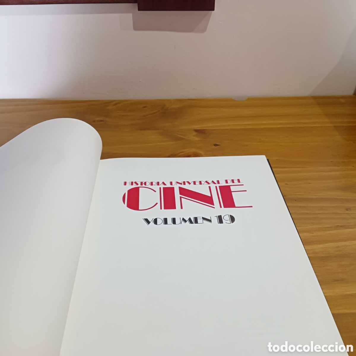 Libros de segunda mano: Historia universal del cine vol 19 - Foto 2
