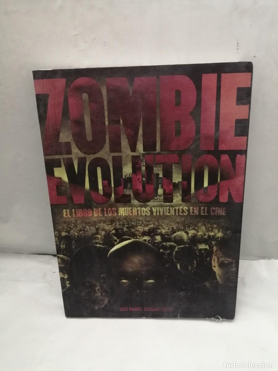 Libros de segunda mano: Zombie evolution. El libro de los muertos vivientes en el cine (Primera edici&oacute;n) - Foto 1