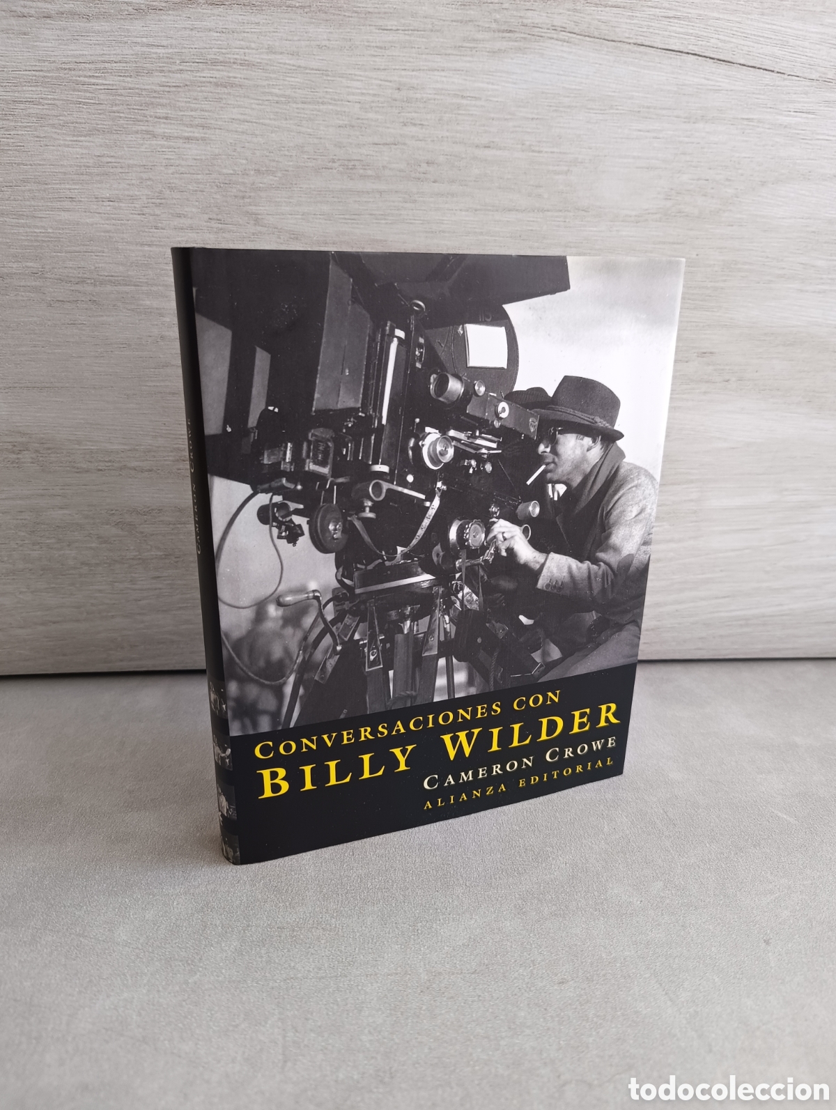 Second hand books: CONVERSACIONES CON BILLY WILDER, CAMERON CROWE. ALIANZA EDITORIAL 2000.