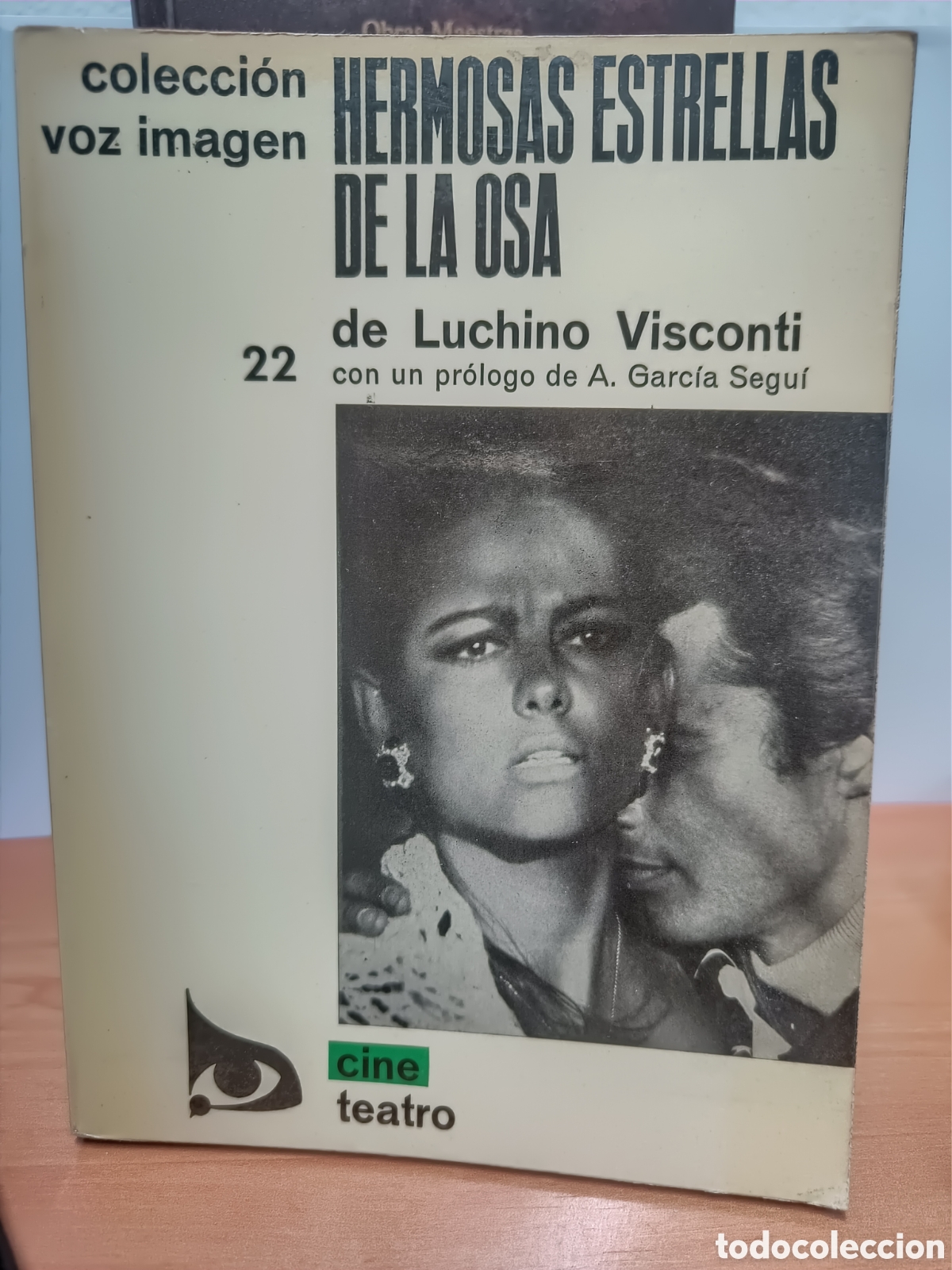 Libros de segunda mano: COLECCI&Oacute;N VOZ IMAGEN N&ordm;22 HERMOSAS ESTRELLAS DE LA OSA DE LUCHINO VISCONTI.