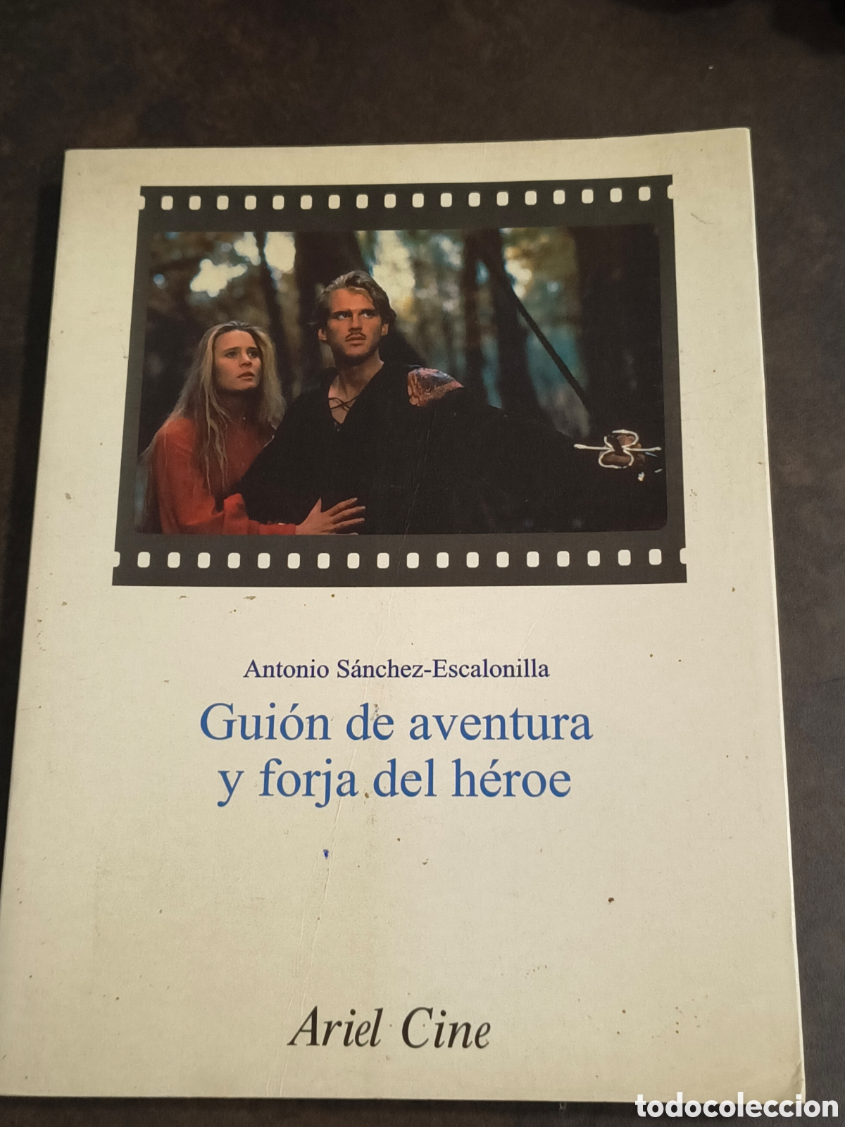Libros de segunda mano: GUION DE AVENTURA Y FORJA DEL HEROE DE ANTONIO SANCHEZ-ESCALONILLA (ARIEL)