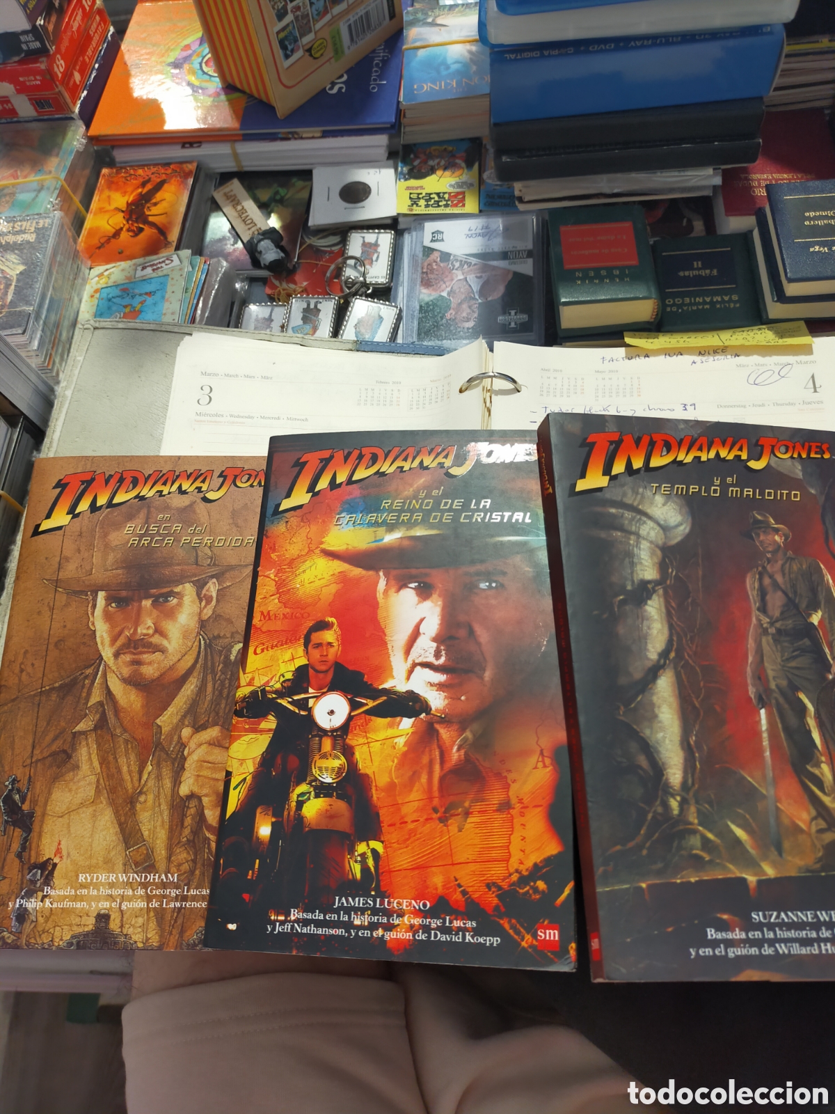 Libros de segunda mano: TRILOG&Iacute;A INDIANA JONES LIBROS SM EN BUSCA DEL ARCA PERDIDA TEMPLO MALDITO...