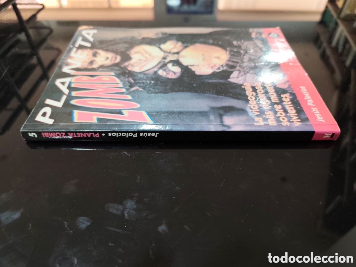 Libros de segunda mano: Planeta Zombi. Jes&uacute;s Palacios - Foto 3