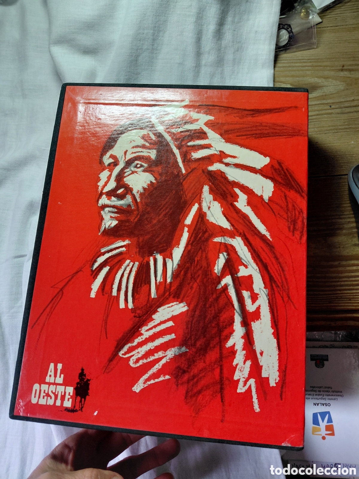 Libros de segunda mano: AL OESTE. I. ART&Iacute;CULOS DE ENCARGO / II. DOCUMENTACI&Oacute;N (2 TOMOS) - CENTRO CULTURAL CAMPOAMOR 1990