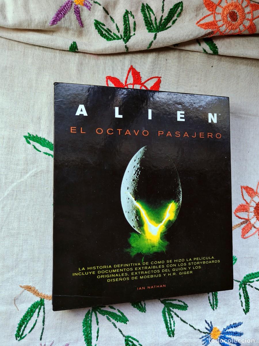 Libros de segunda mano: Estuche o cofre Alien El Octavo Pasajero. Ian Nathan. Timun Mas. Tapa dura. La historia definitiva d