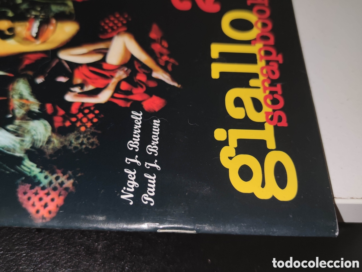 Libros de segunda mano: Libro - Giallo 2 Scrapbook - Nigel Burrell, Paul Brown - Importacion - Foto 4