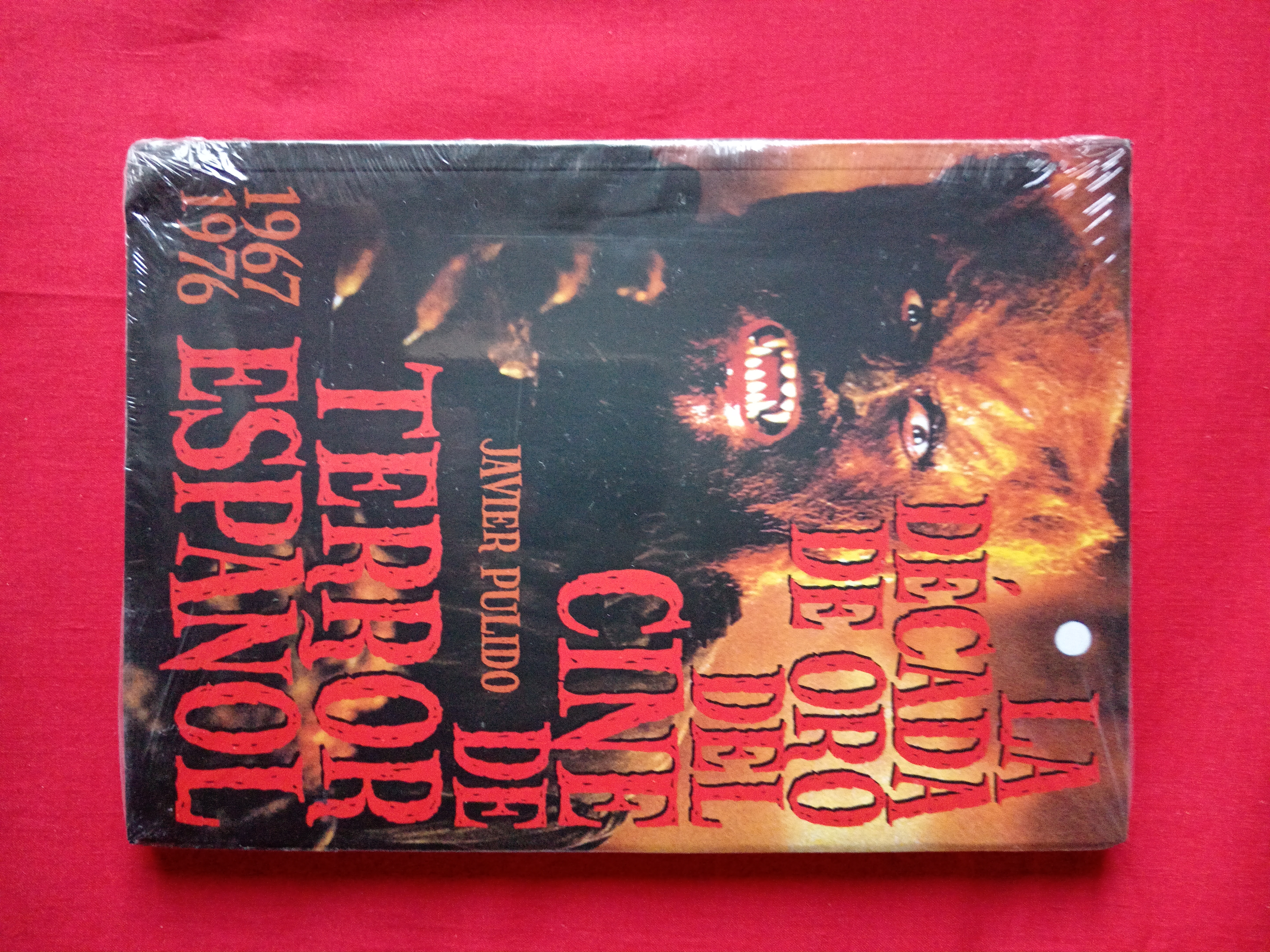 Libros de segunda mano: LA DECADA DE ORO DEL CINE DE TERROR ESPA&Ntilde;OL 1967-1976. JAVIER PULIDO. EDITA T&B 2012 (PRECINTADO)