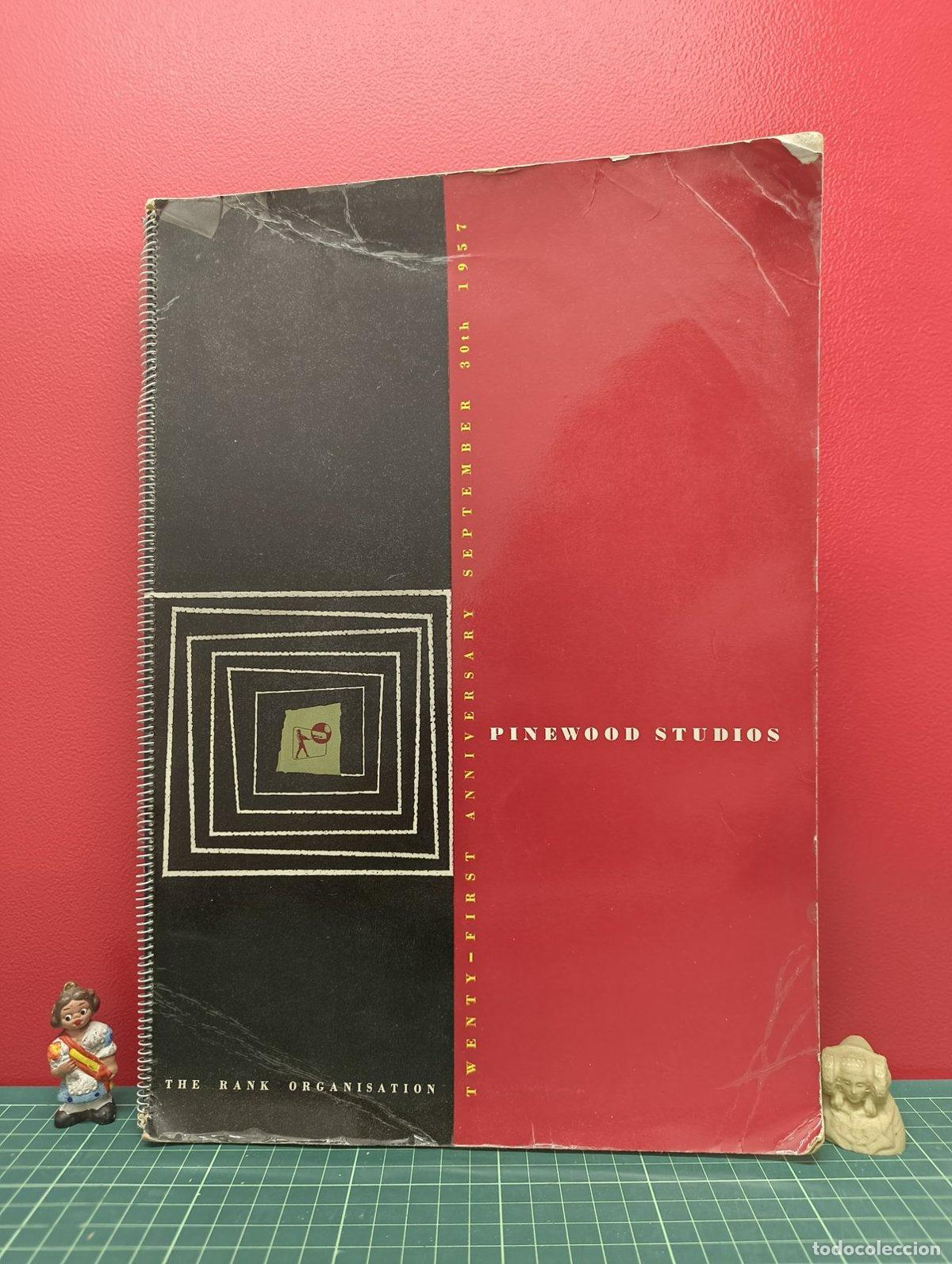 Livros em segunda m&atilde;o: Pinewood Studios Twenty-first Anniversary 1957 - The Rank Organisation