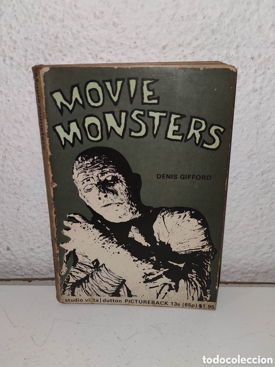 Libros de segunda mano: Libro - Movie monsters - Denis Gifford - 1970 - THE GREATEST MONSTER PHOTOS OF ALL TIME