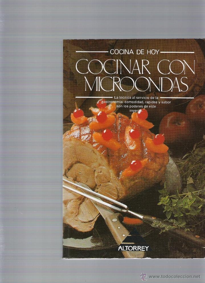 Libros de segunda mano: COCINAR CON MICROONDAS - ALTORREY - Foto 1