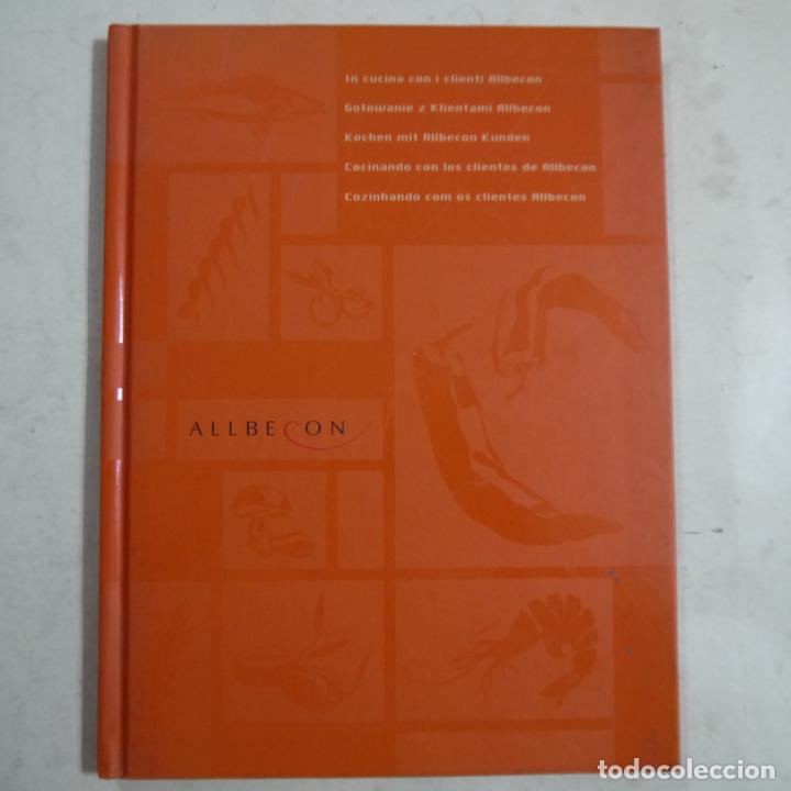 Libros de segunda mano: COCINANDO CON LOS CLIENTES DE ALLBECON - Foto 1