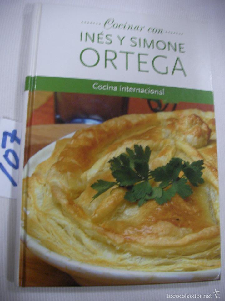 Libros de segunda mano: COCINAR CON INES Y SIMONE ORTEGA - Foto 1