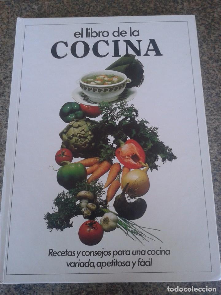 Libros de segunda mano: EL LIBRO DE LA COCINA PRACTICA -- EDICIONES NAUTA - 1978 -- - Foto 1