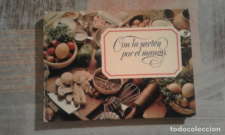 Libros de segunda mano: Con la sart&eacute;n por el mango - Foto 1