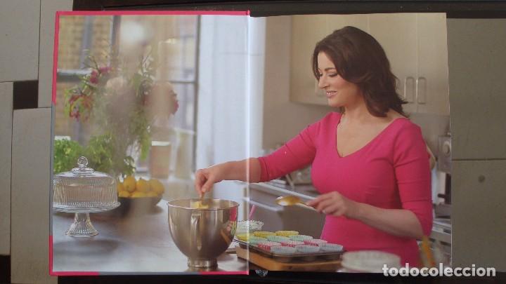 Libros de segunda mano: LOTE DOS LIBROS DE NIGELLA. - Foto 20