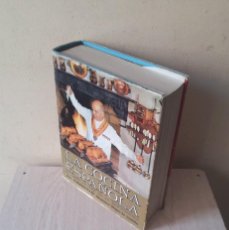 Libros de segunda mano: LA COCINA ESPAÑOLA POR CANDIDO, MESONERO MAYOR DE CASTILLA - EL LIBRO DE ORO DE LA GASTRONOMIA -1985. Lote 120179559