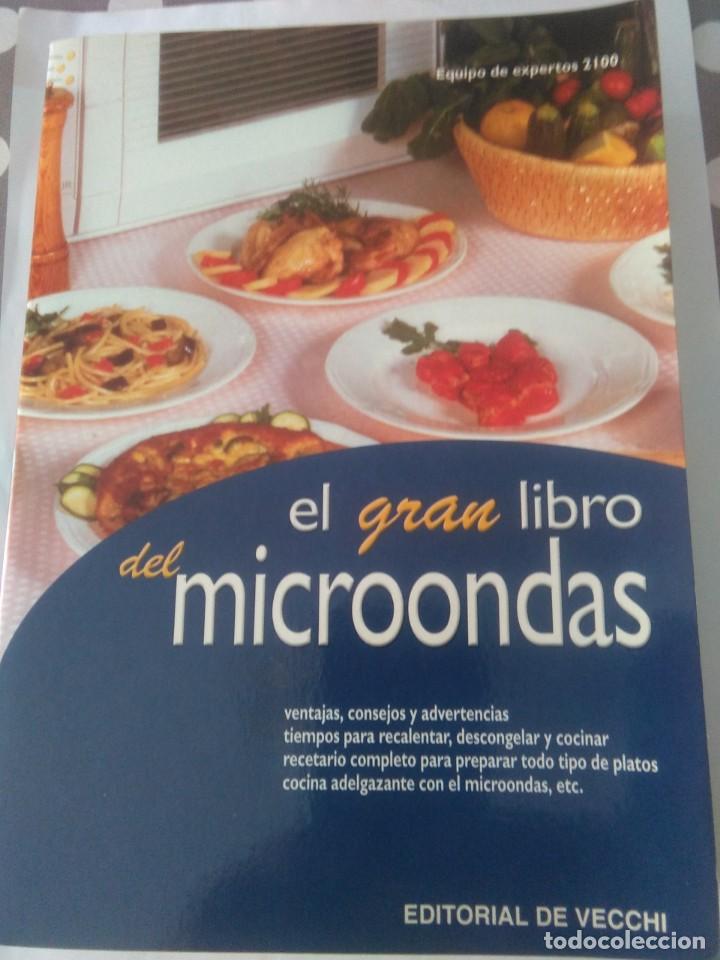 Libros de segunda mano: EL GRAN LIBRO DEL MICROONDAS .( DE VECCHI ) - Foto 1