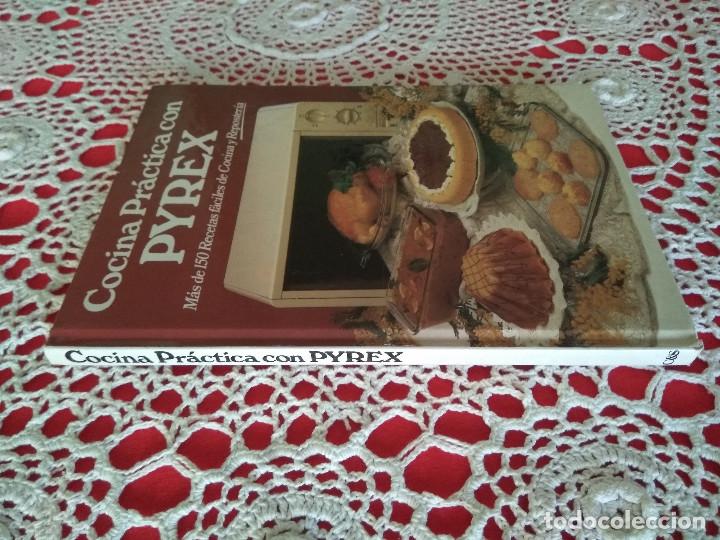 Libros de segunda mano: COCINA PR&Aacute;CTICA CON PYREX - Foto 3