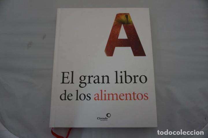 Libros de segunda mano: 20B - &rdquo;A&rdquo; EL GRAN LIBRO DE LOS ALIMENTOS / CIRCULO DE LECTORES - Foto 1