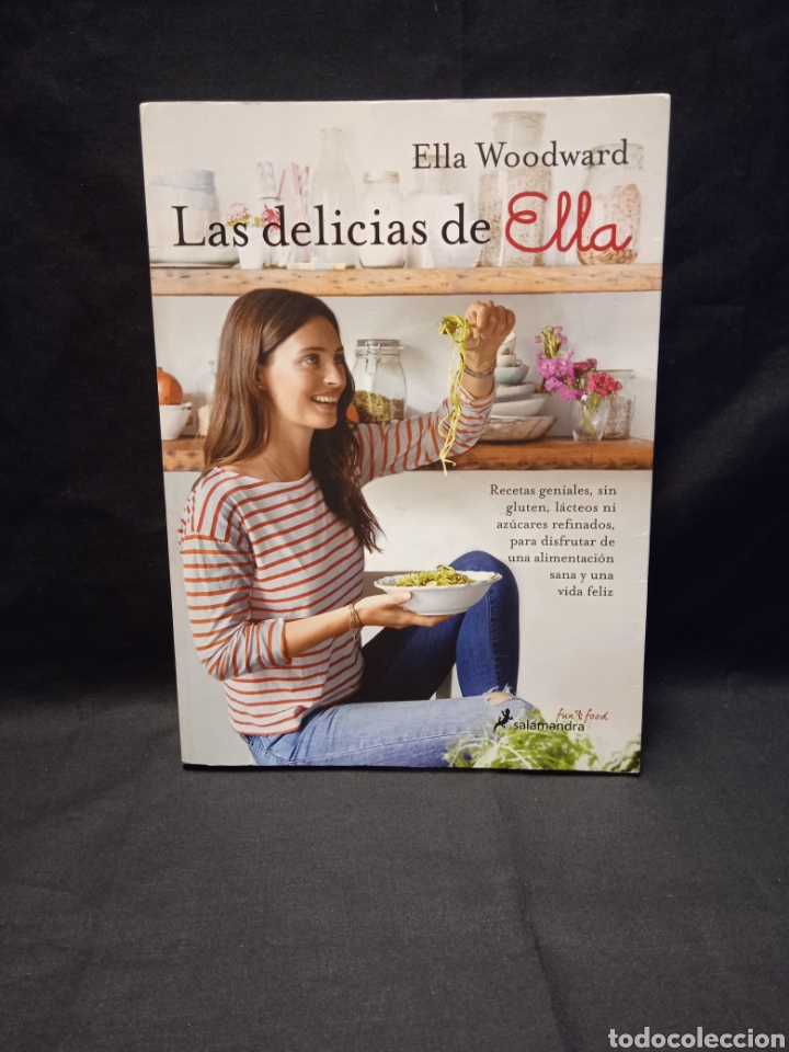 Libros de segunda mano: LAS DELICIAS DE ELLA - ELLA WOODWARD - SALAMANDRA 2016