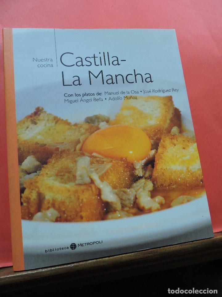 Libros de segunda mano: Nuestra cocina Castilla-La Mancha. El Mundo Biblioteca Metropoli N&ordm; 8