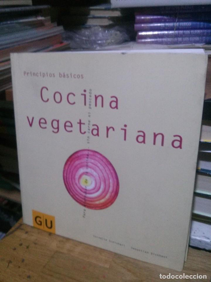 Libros de segunda mano: COCINA VEGETARIANA, PRINCIPIO BASICOS, ED. G U - Foto 1