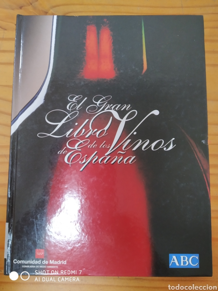 Libros de segunda mano: El gran libro de los vinos de Espa&ntilde;a. - Foto 1