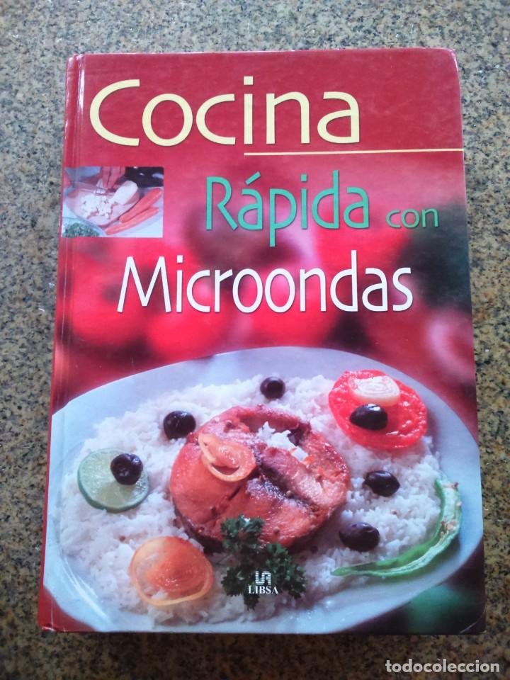Libros de segunda mano: COCINA RAPIDA CON MICROONDAS -- LIBSA 2001 -- - Foto 1